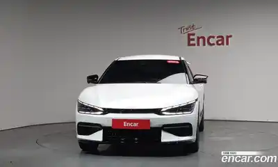 Kia EV6 2023 0.1 Автомат в Москве № 1128597, миниатюра 2