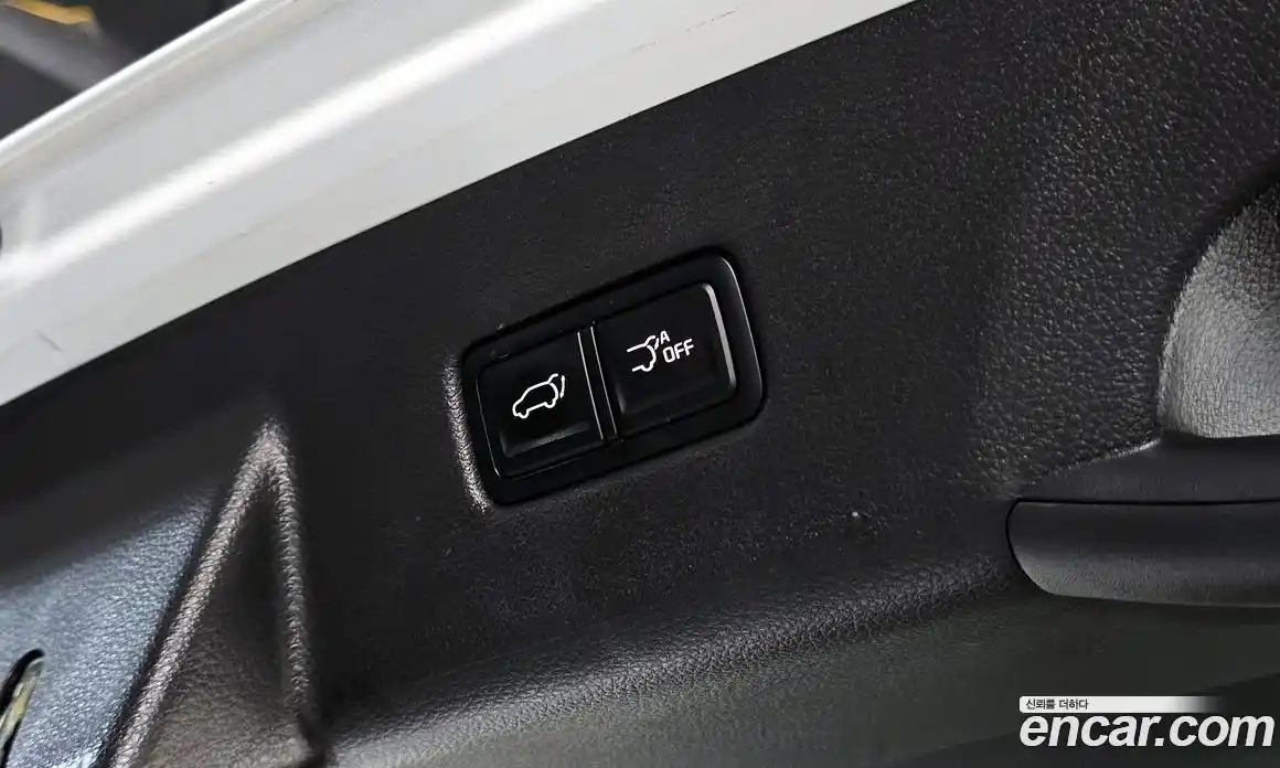 Kia Canival 2023 3.5 Автомат в Москве № 1128605, фото 17