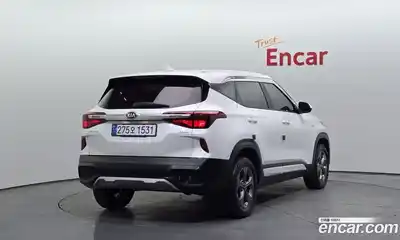 Kia Seltos 2021 1.6 Автомат в Москве № 1128708, миниатюра 2