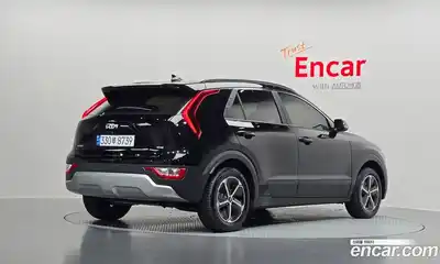 Kia Niro 2024 1.6 Автомат в Москве № 1128715, миниатюра 2