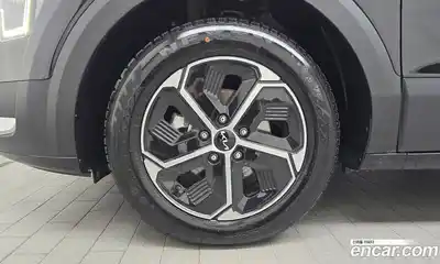 Kia Niro 2024 1.6 Автомат в Москве № 1128715, миниатюра 5