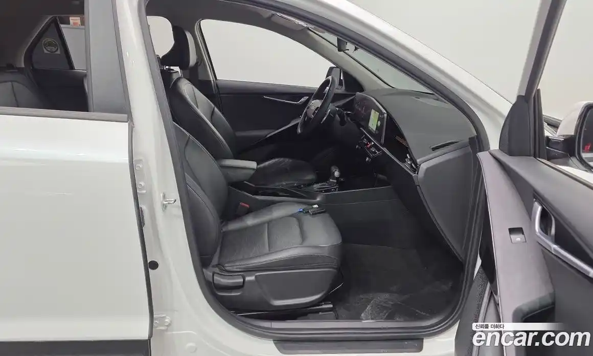 Kia Niro 2022 1.6 Автомат в Москве № 1128811, фото 11