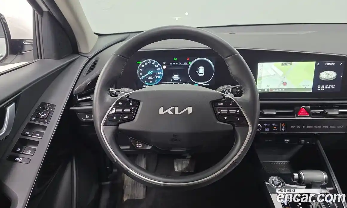 Kia Niro 2022 1.6 Автомат в Москве № 1128811, фото 13