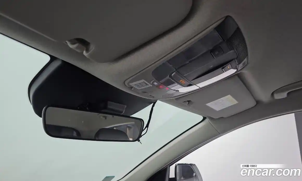 Kia Niro 2022 1.6 Автомат в Москве № 1128811, фото 17