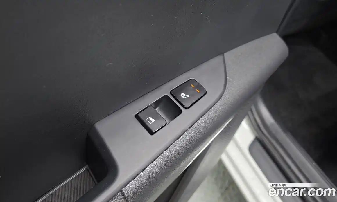 Kia Niro 2022 1.6 Автомат в Москве № 1128811, фото 19