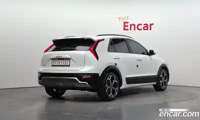 Kia Niro 2022 1.6 Автомат в Москве № 1128811, миниатюра 2