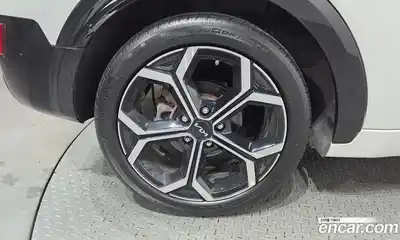 Kia Niro 2022 1.6 Автомат в Москве № 1128811, миниатюра 5