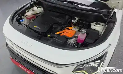 Kia Niro 2022 1.6 Автомат в Москве № 1128811, миниатюра 6
