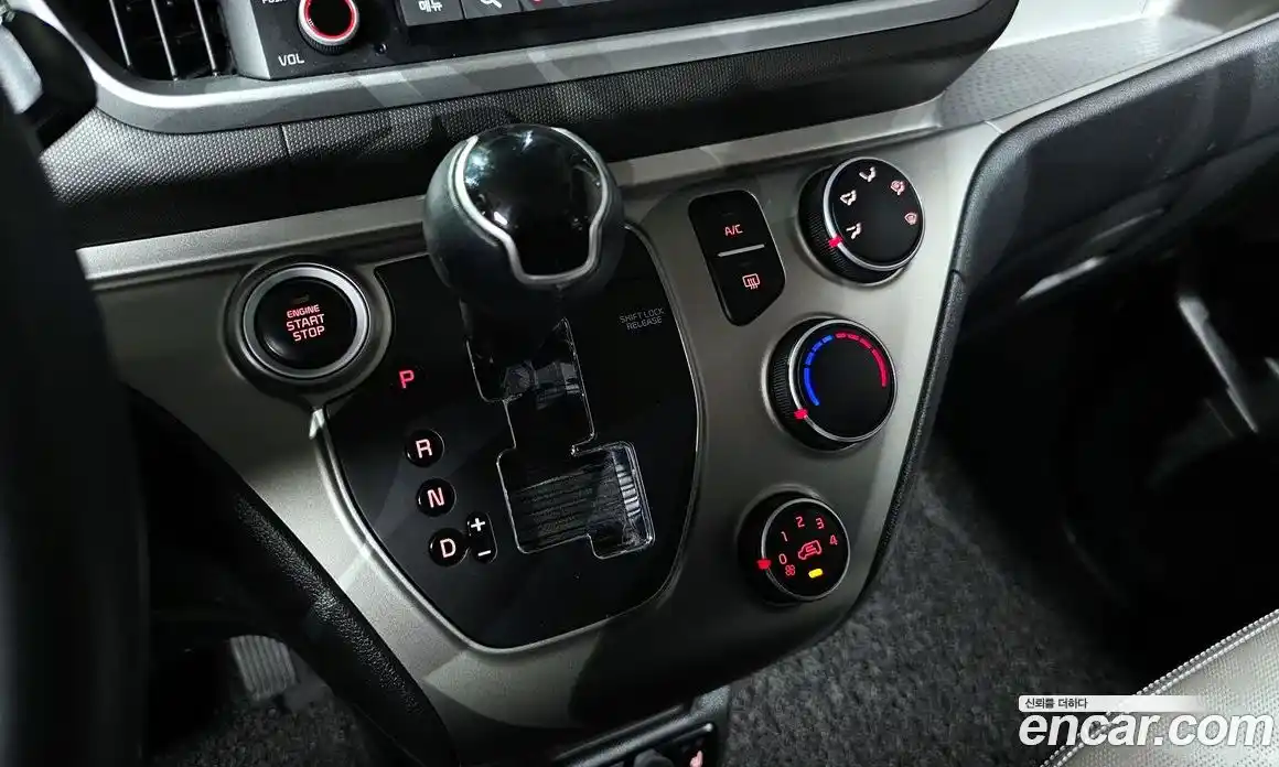 Kia Ray 2022 1.0 Автомат в Москве № 1128851, фото 9