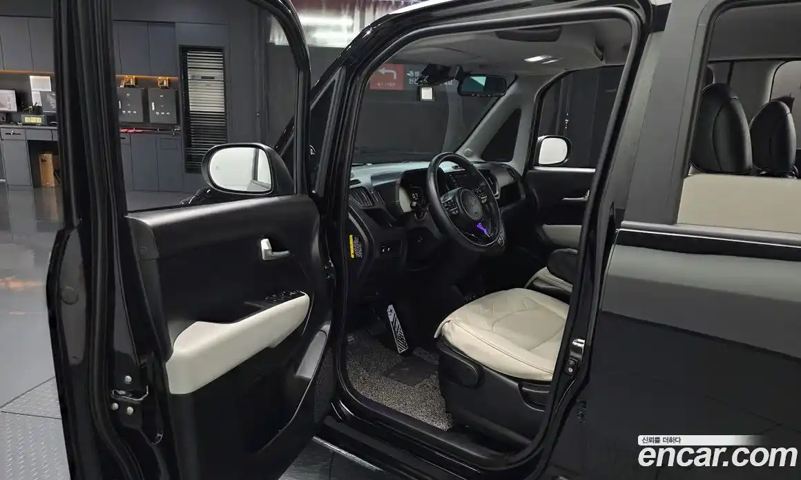 Kia Ray 2022 1.0 Автомат в Москве № 1128854, фото 10