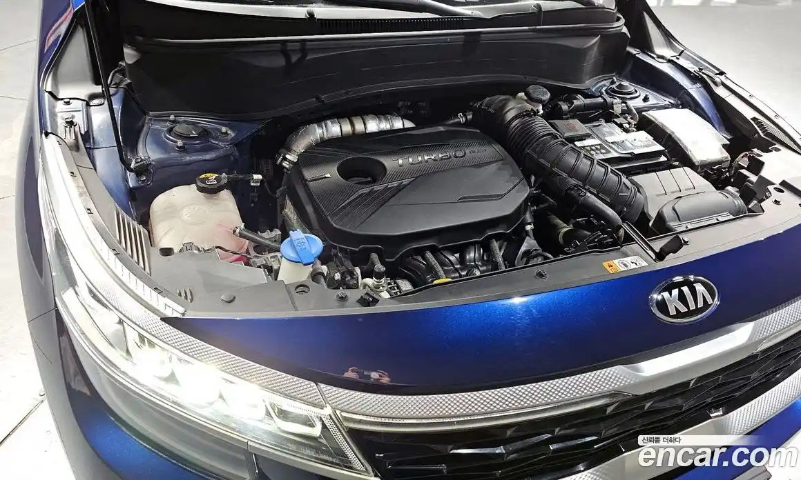 Kia Seltos 2020 1.6 Автомат в Москве № 1128902, фото 6