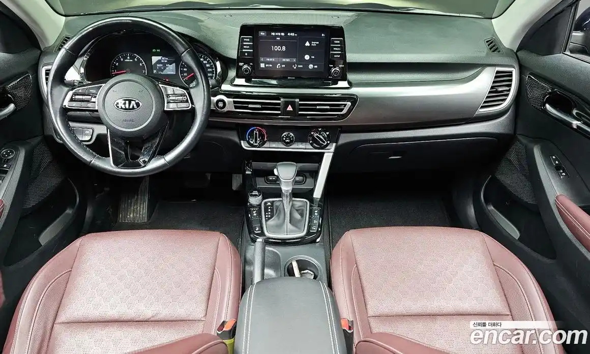 Kia Seltos 2020 1.6 Автомат в Москве № 1128902, фото 7