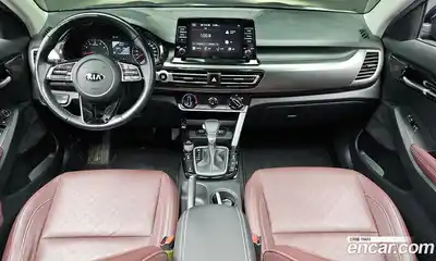 Kia Seltos 2020 1.6 Автомат в Москве № 1128902, миниатюра 7