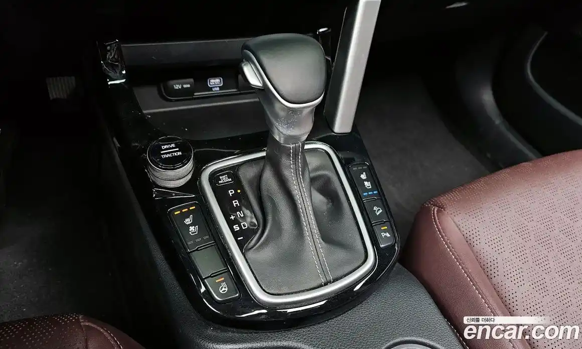 Kia Seltos 2020 1.6 Автомат в Москве № 1128902, фото 9