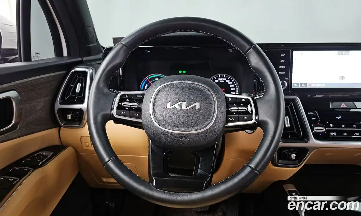 Kia Sorento 2022 1.6 Автомат в Москве № 1128926, фото 12