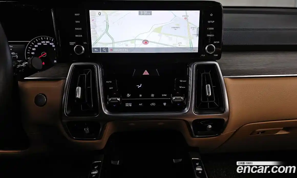 Kia Sorento 2022 1.6 Автомат в Москве № 1128926, фото 13