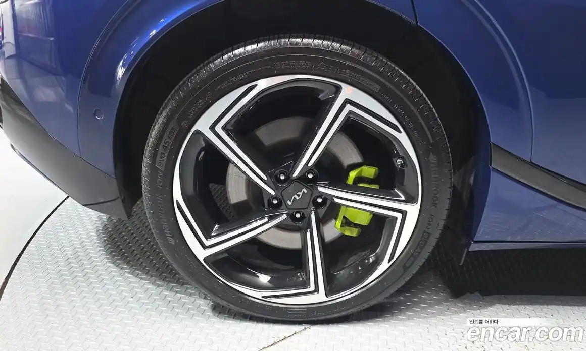 Kia EV6 2023 0.1 Автомат в Москве № 1128951, фото 5