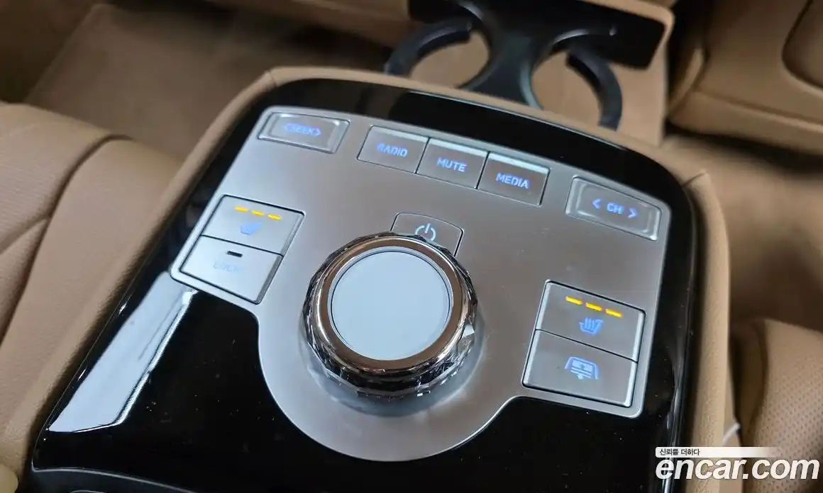 Genesis G80 2025 2.5 Автомат в Москве № 1129128, фото 18