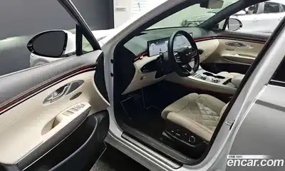 Genesis GV70 2024 2.5 гидро в Москве № 1129171, миниатюра 9