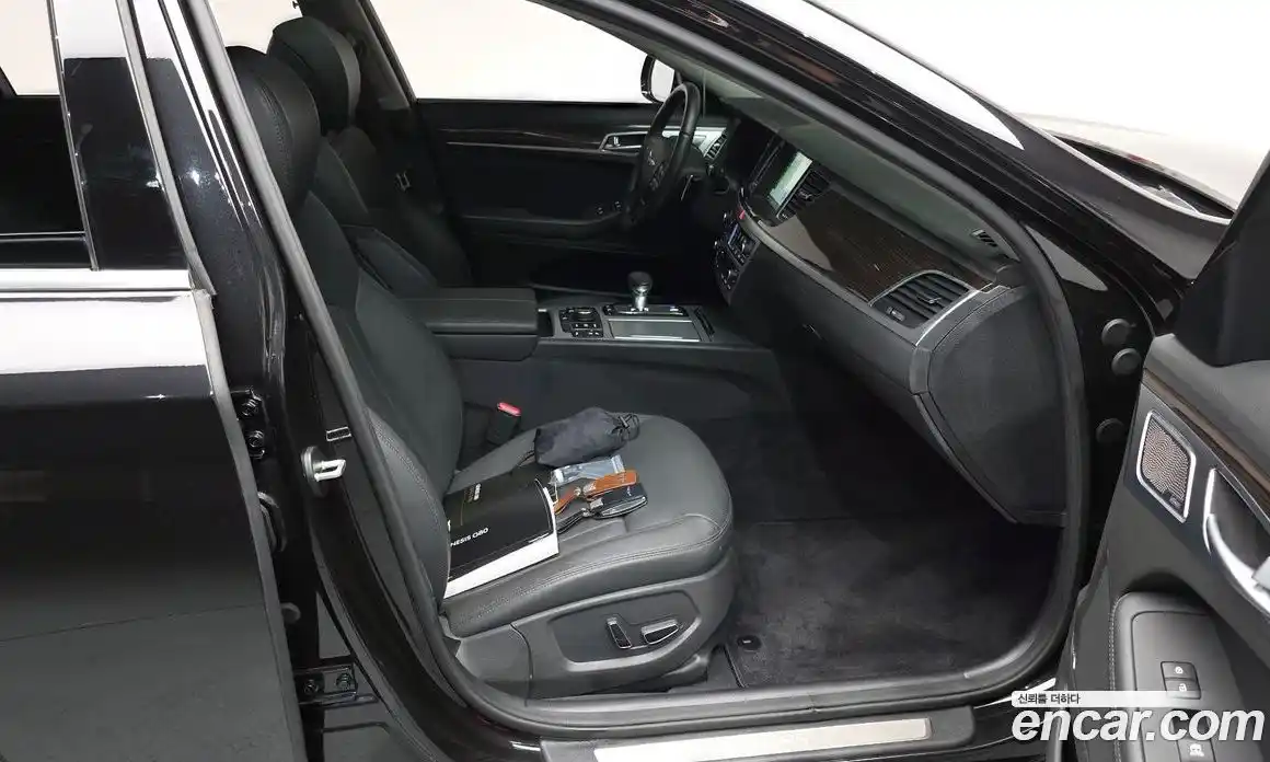 Genesis G80 2017 3.3 Автомат в Москве № 1129191, фото 9