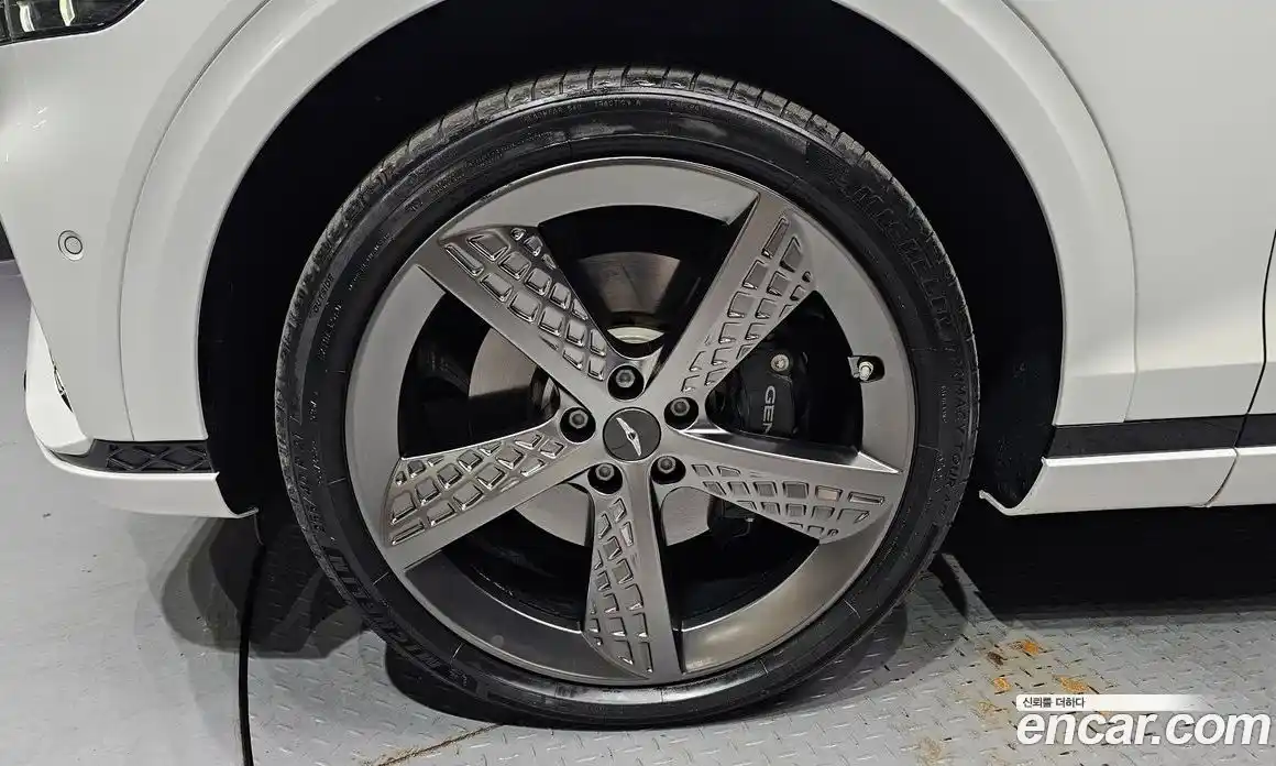 Genesis GV70 2022 2.5 Автомат в Москве № 1129294, фото 5