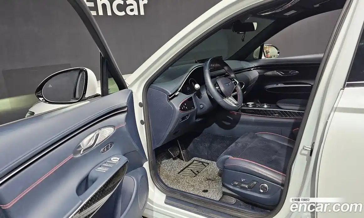 Genesis GV70 2022 2.5 Автомат в Москве № 1129294, фото 10