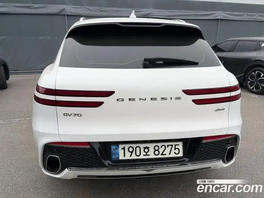 Genesis GV70 2022 2.5 Автомат в Москве № 1129343, фото 12