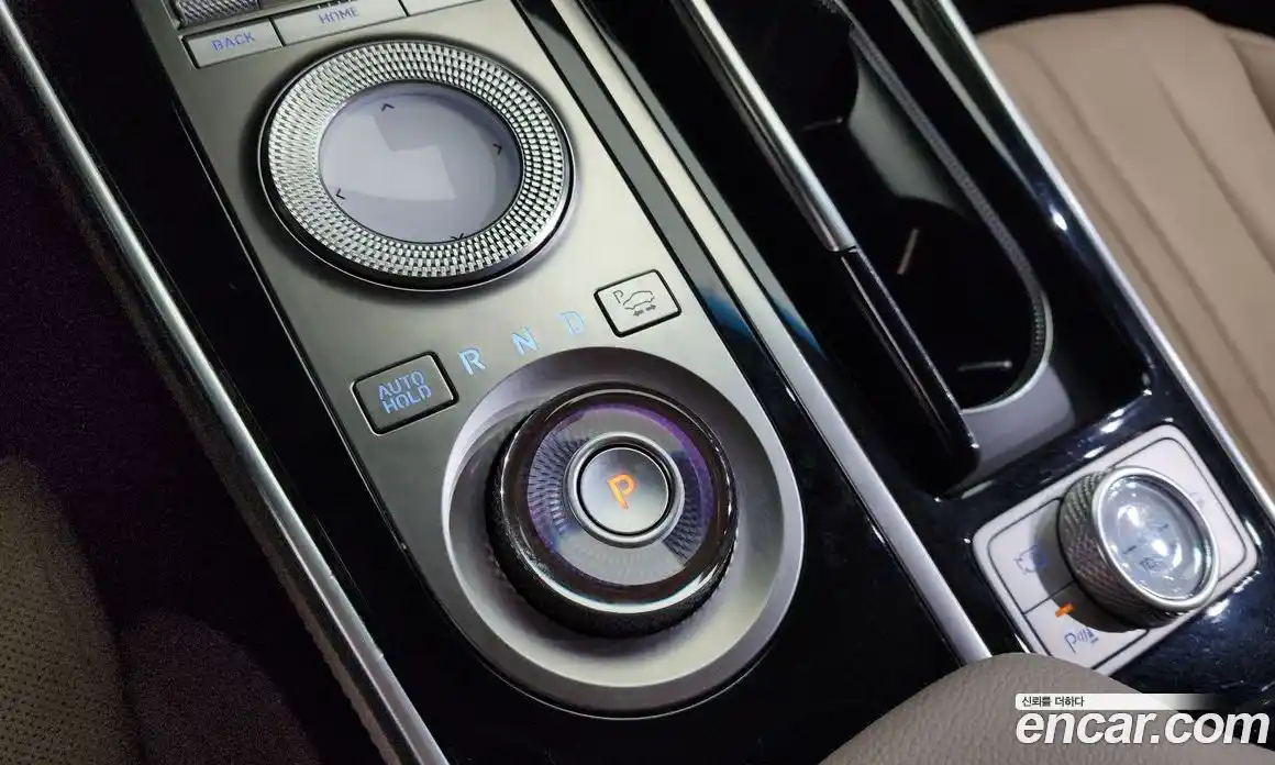 Genesis GV80 2021 2.5 Автомат в Москве № 1129360, фото 9