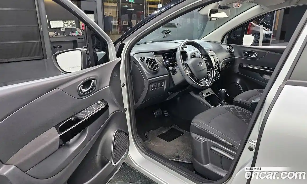 Renault QM3 2014 1.5 гидро в Москве № 1131143, фото 11