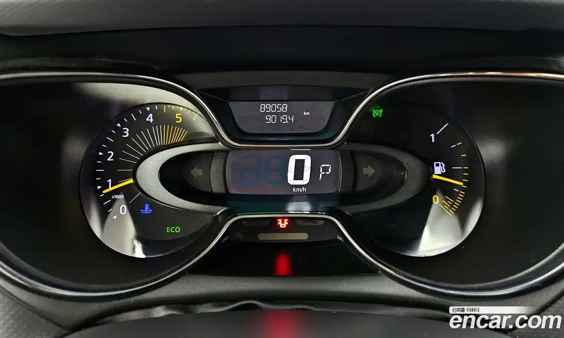 Renault QM3 2014 1.5 гидро в Москве № 1131143, фото 8