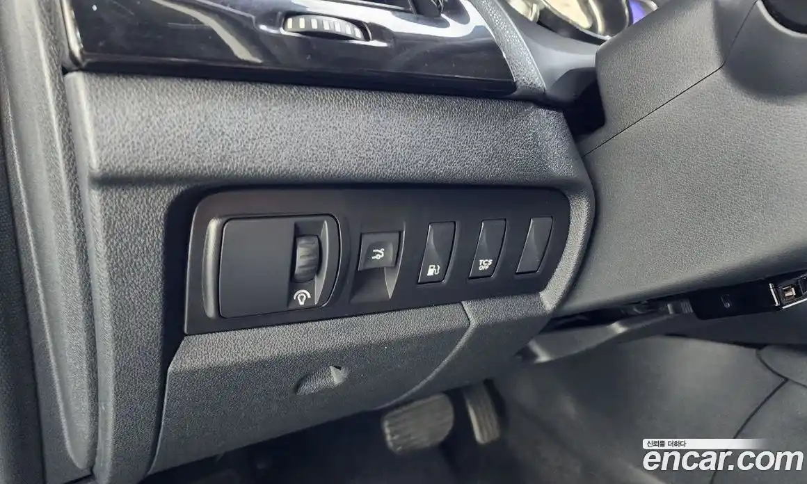 Renault SM3 2015 1.6 гидро в Москве № 1131307, фото 14
