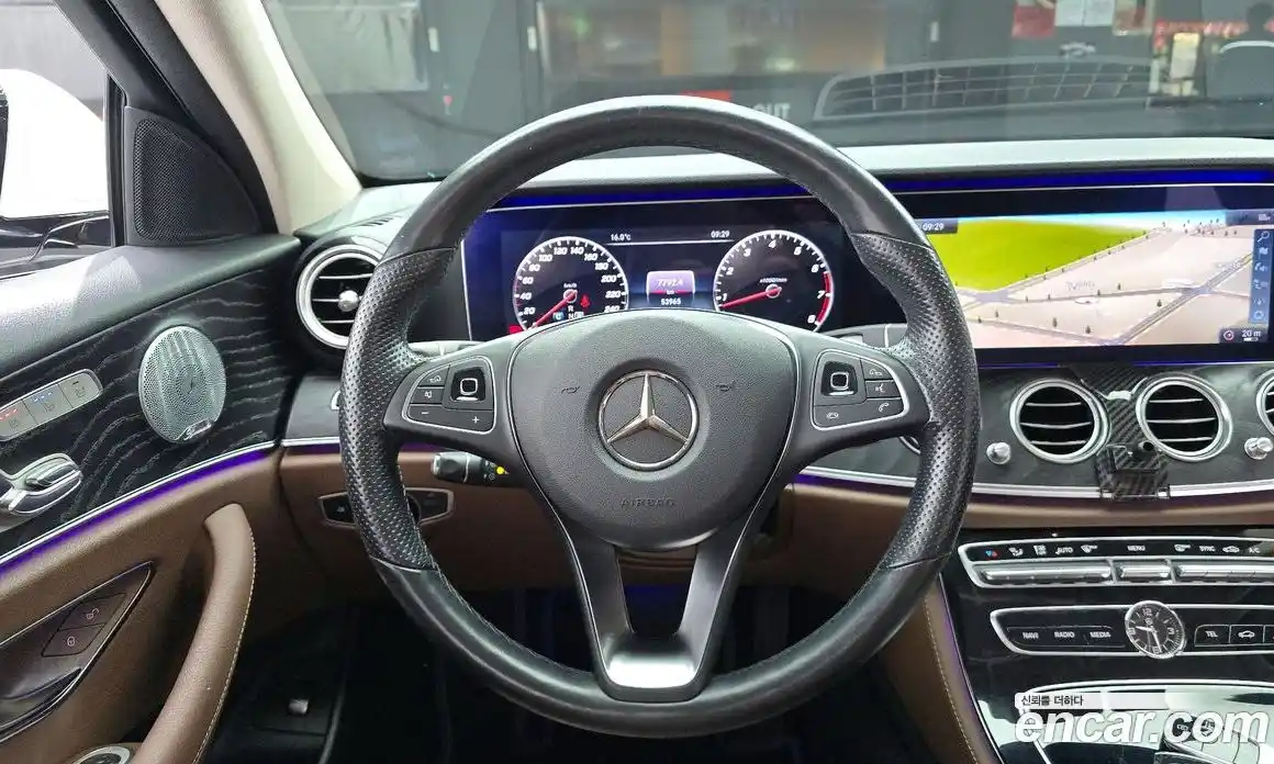 Mercedes-Benz E-Class 2017 2.0 гидро, фото 13