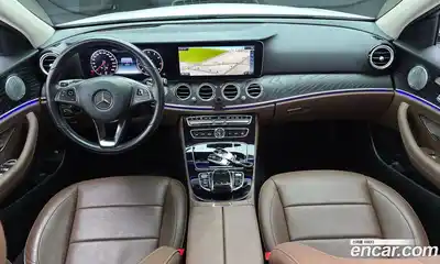 Mercedes-Benz E-Class 2017 2.0 гидро, миниатюра 7
