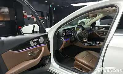 Mercedes-Benz E-Class 2017 2.0 гидро, миниатюра 10