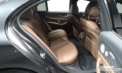 Mercedes-Benz E-Class 2023 3.0 гидро в Москве № 1131902, миниатюра 11
