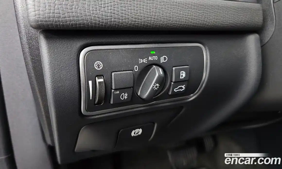 Volvo XC60 2016 2.0 гидро в Москве № 1132885, фото 19