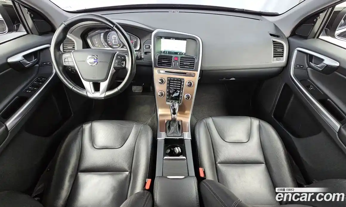 Volvo XC60 2016 2.0 гидро в Москве № 1132885, фото 7