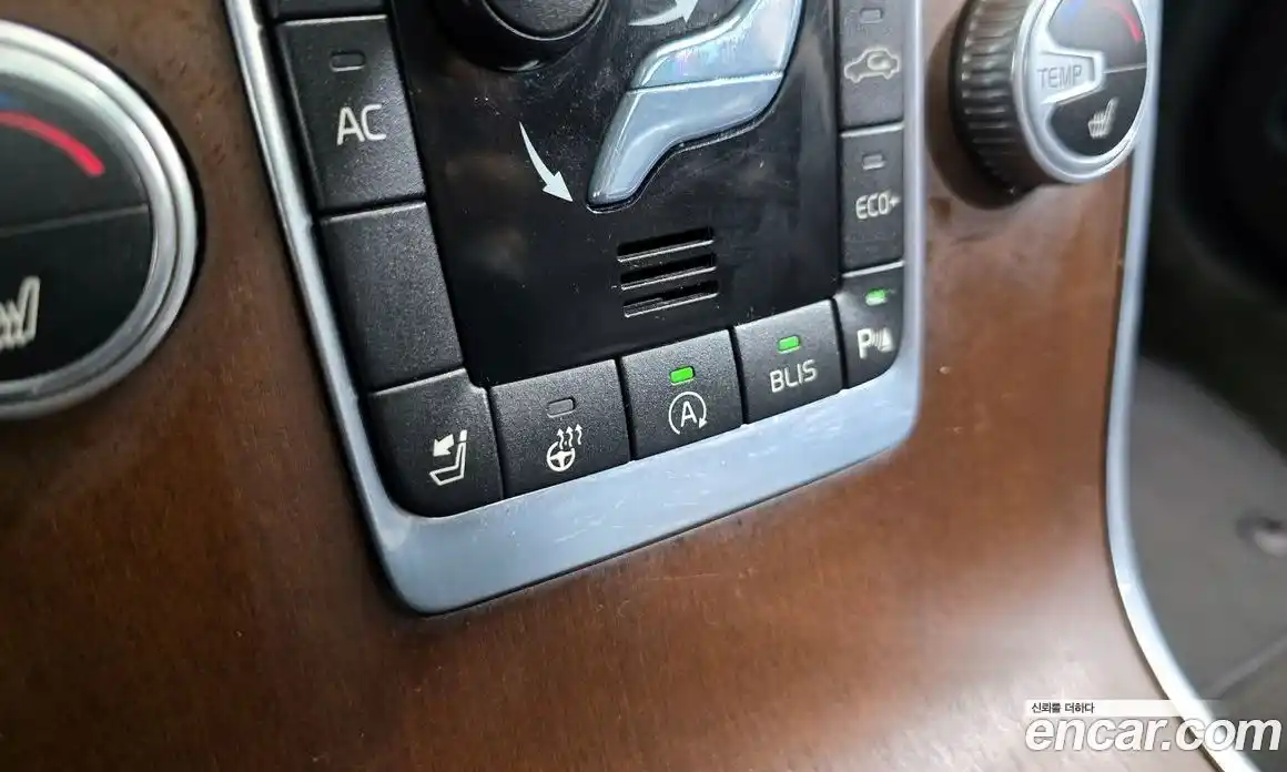 Volvo XC70 2016 2.0 гидро в Москве № 1133046, фото 16