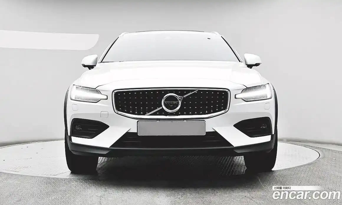 Volvo V60 2021 2.0 гидро в Москве № 1133130, фото 4