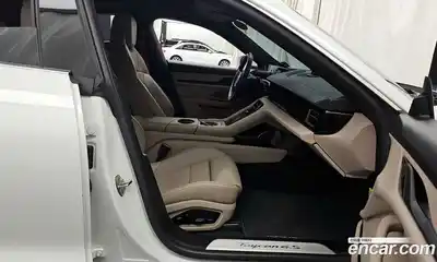 Porsche Taycan 2021 0.1 гидро в Москве № 1134016, миниатюра 11