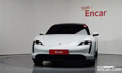 Porsche Taycan 2021 0.1 гидро в Москве № 1134016, миниатюра 3