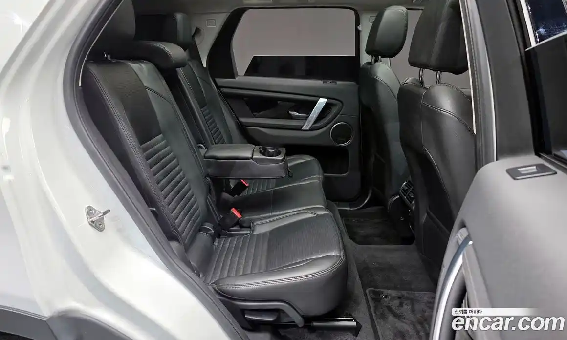 Land Rover Discovery Sport 2022 2.0 гидро в Москве № 1136433, фото 12