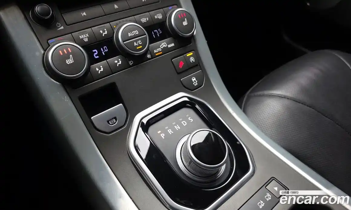 Land Rover Range-Rover Evoque 2016 2.0 гидро в Москве № 1136639, фото 9