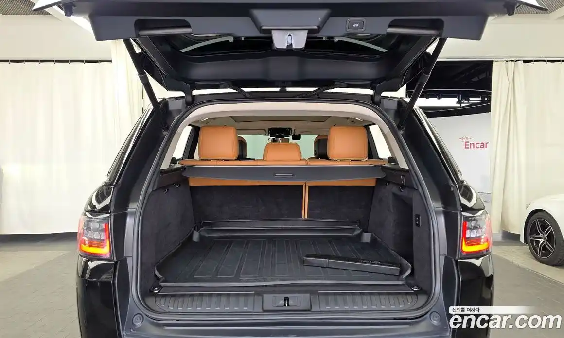 Land Rover Range-Rover Sport 2021 3.0 гидро в Москве № 1137050, фото 20