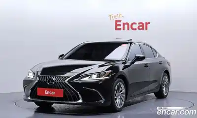 Lexus ES, 2023