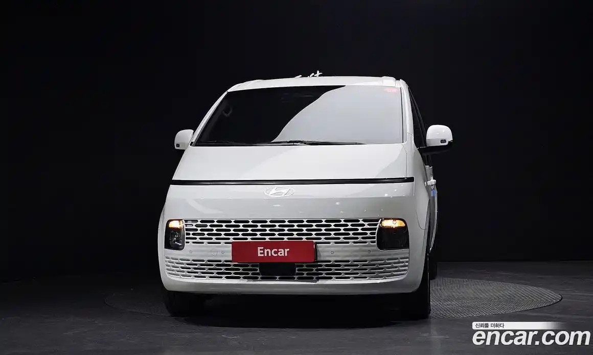 Hyundai Staria 2025 1.6 гидро в Москве № 1141346, фото 3