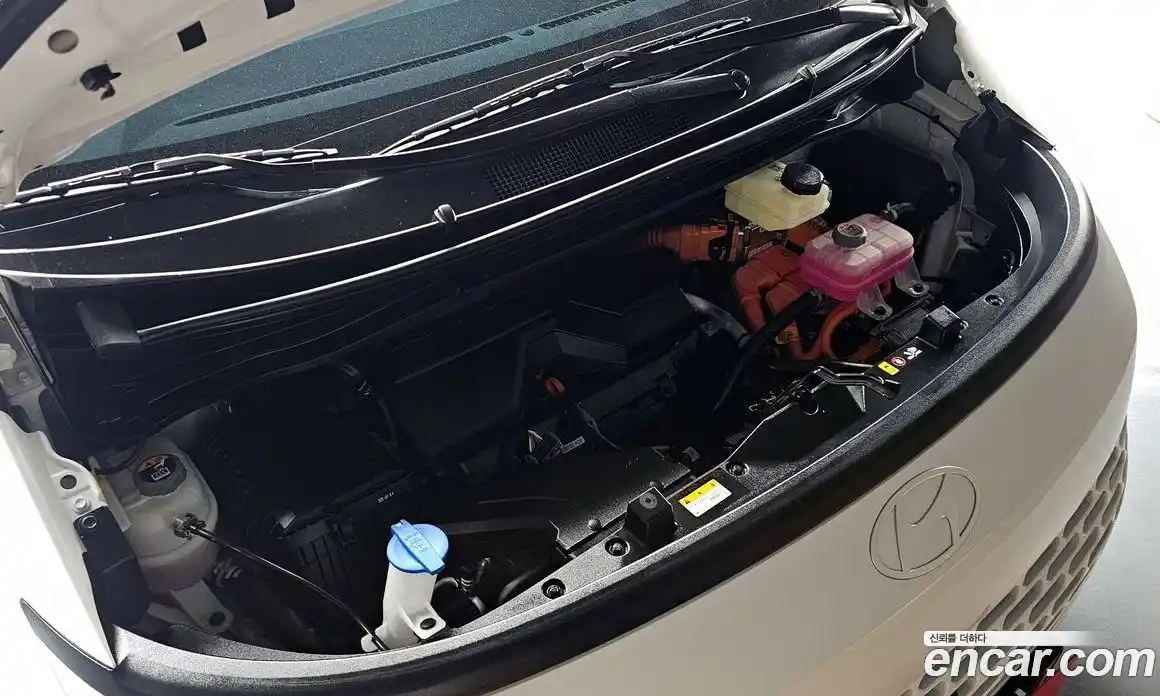 Hyundai Staria 2025 1.6 гидро в Москве № 1141346, фото 6