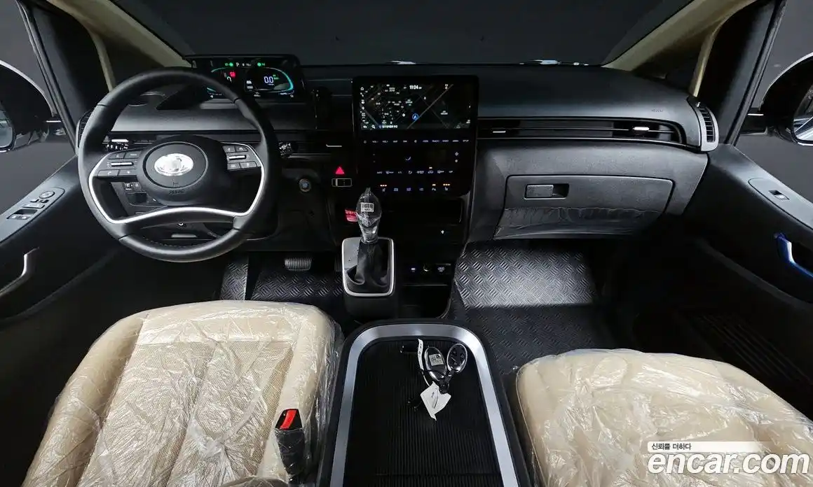 Hyundai Staria 2025 1.6 гидро в Москве № 1141346, фото 7