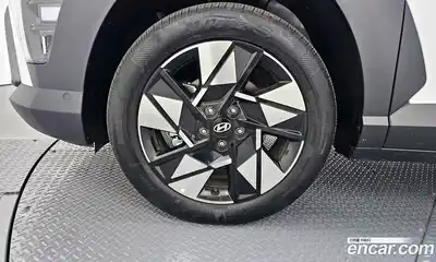 Hyundai Kona 2025 1.6 гидро в Москве № 1141369, миниатюра 5