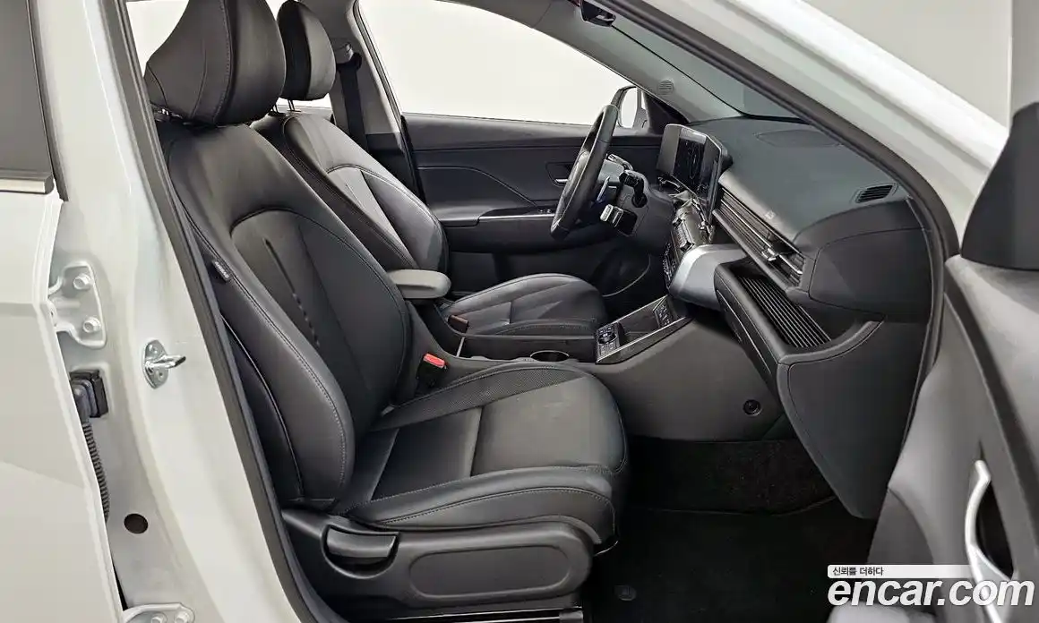 Hyundai Kona 2025 1.6 гидро в Москве № 1141369, фото 10